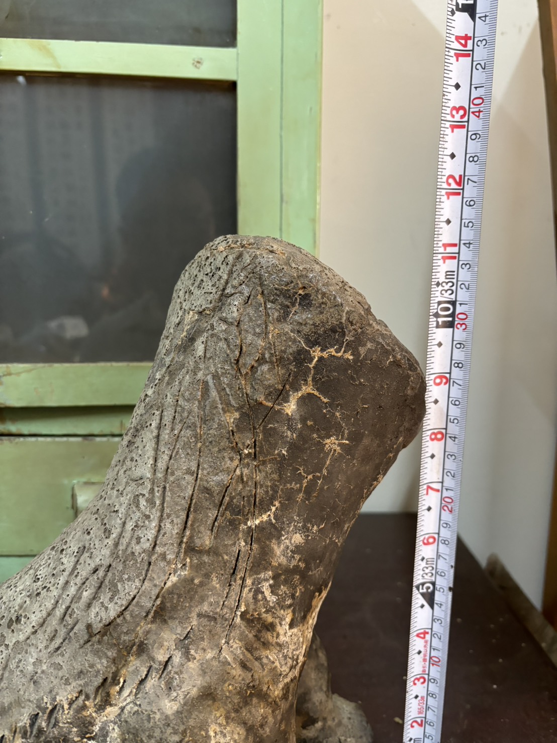 獅子 憨面 類似瓦材質