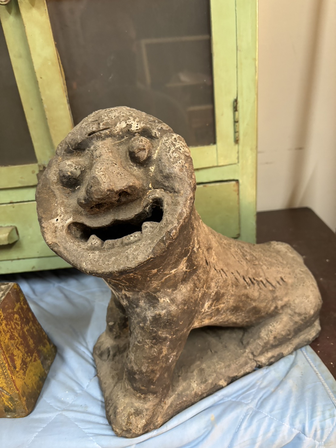 獅子 憨面 類似瓦材質