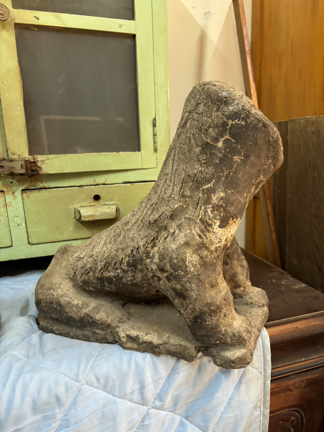 獅子 憨面 類似瓦材質